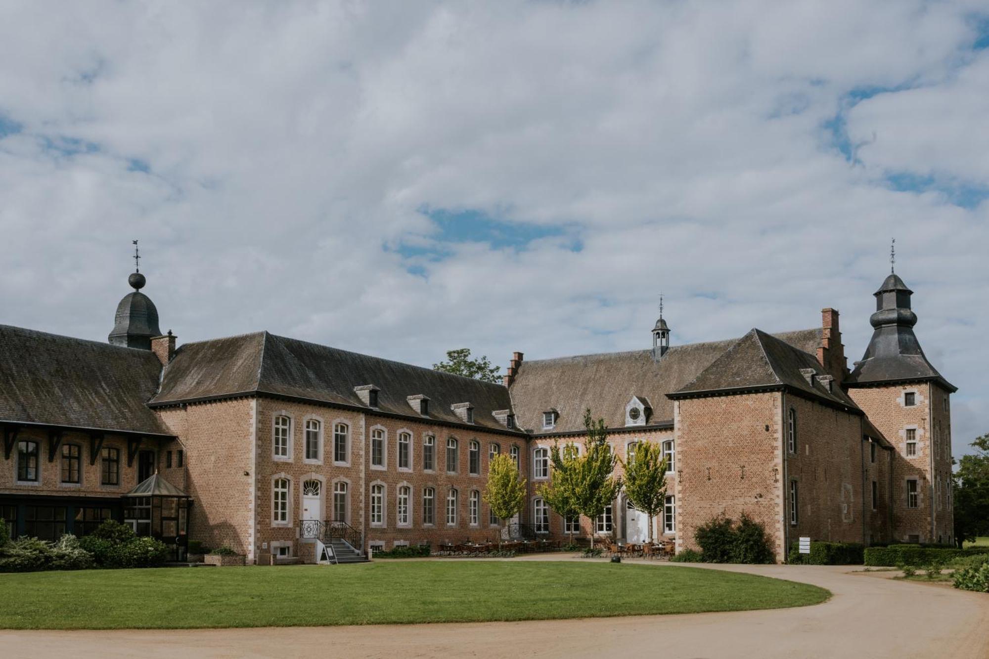 Chateau De Looz ภายนอก รูปภาพ