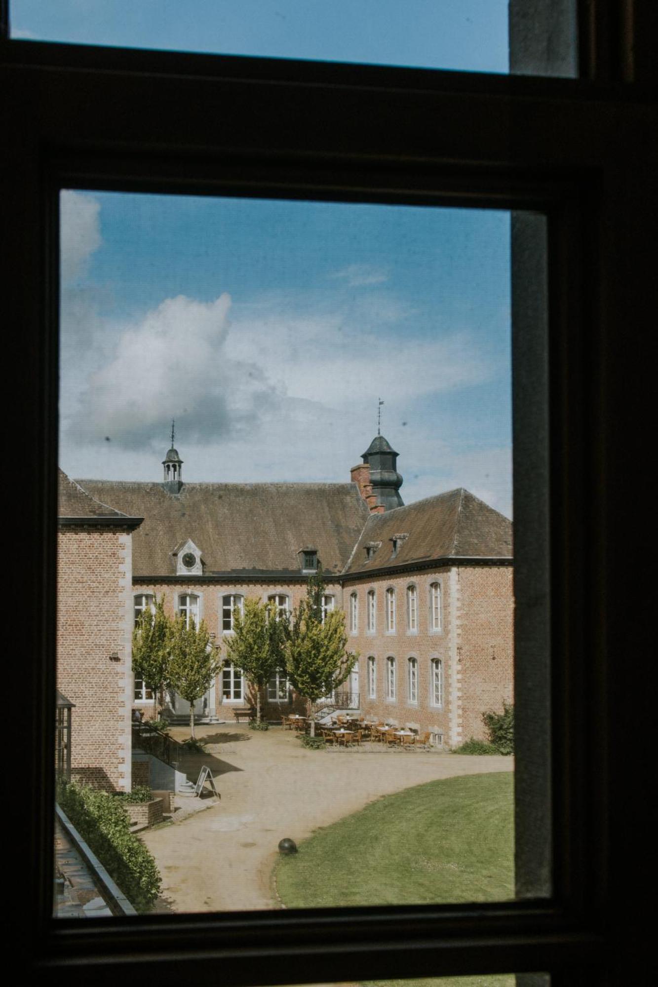 Chateau De Looz ภายนอก รูปภาพ